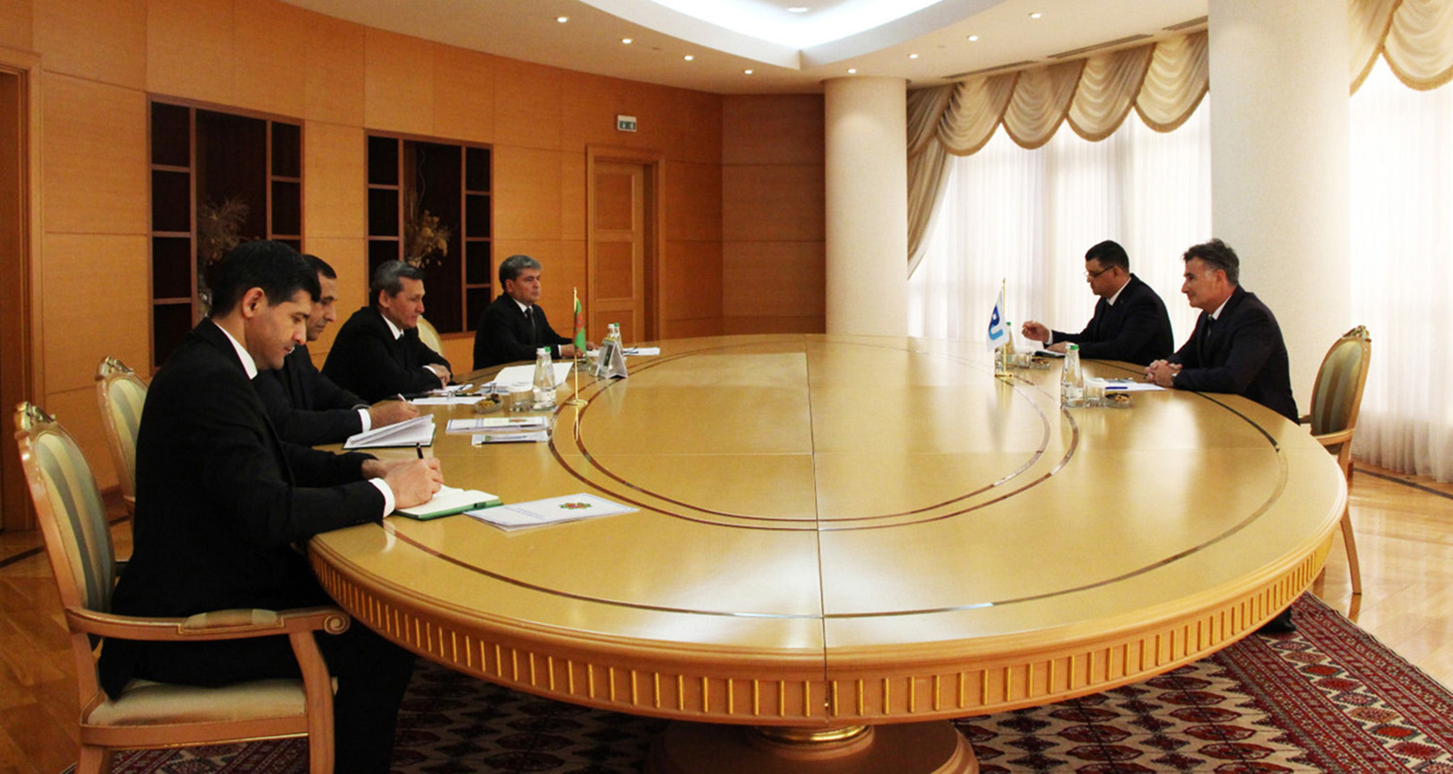 IRU and Turkmenistan hold high-level talks on road transport priorities