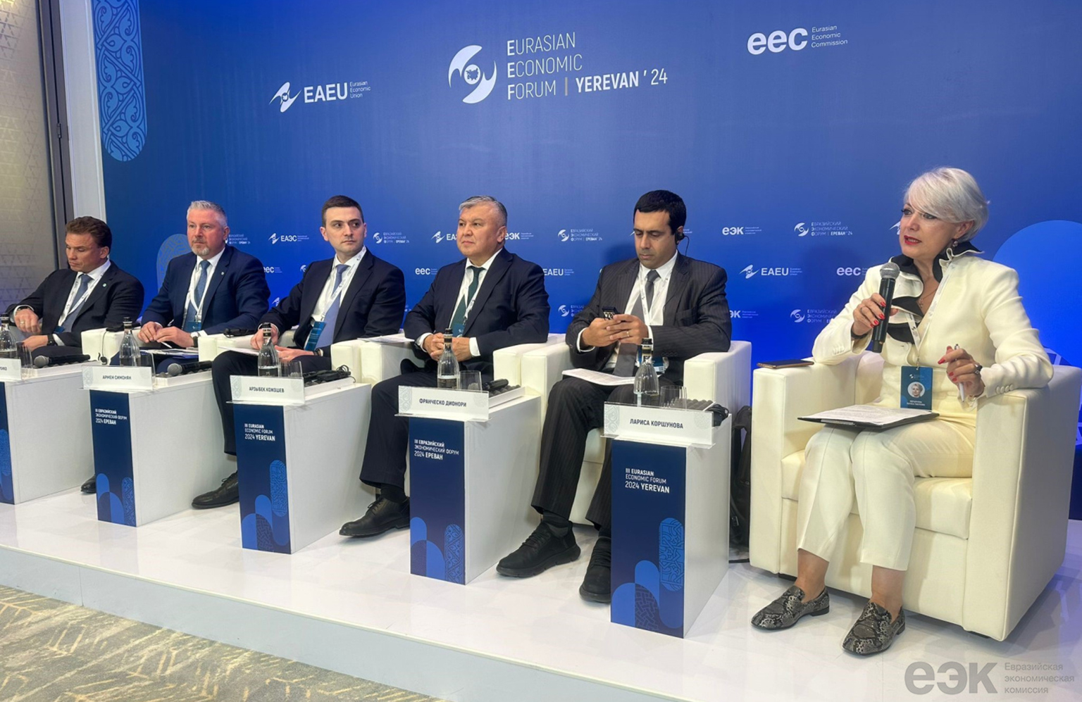 IRU outlines border connectivity vision at Eurasian Economic Forum