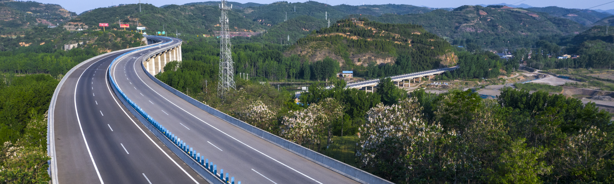 With the rapid expansion of TIR in China, inland Zhengzhou and coastal Qingdao have emerged as pioneers for international road transport connectivity. With TIR, both cities are boosting their key roles in regional trade networks.