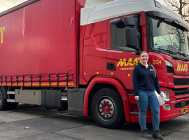 At 19, Charlene Kerkhof is proving that young professionals are ready to drive the future of road transport. Growing up in a trucking family in the Netherlands, she has turned her passion into a career. Now she’s mastering the road and calling for better opportunities to help more young drivers succeed.