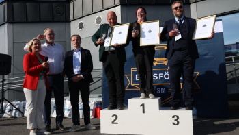 The annual Swedish Bus and Coach Driver Championship has long been an opportunity to celebrate the professionalism and commitment of bus drivers. This year, the first prize for Sweden’s best bus driver went to a woman.